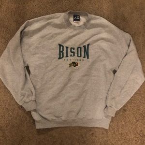 ndsu bison crewneck sweatshirt